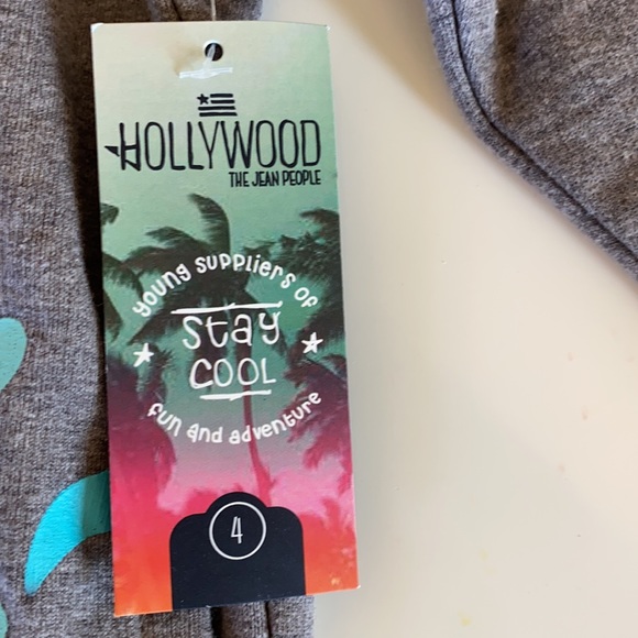 SHARK sweatshirt.  BRAND NEW. - Picture 3 of 9